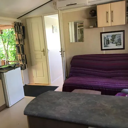Camping Mobilhome Camping Du Lac Sainte-Eulalie-en-Born
